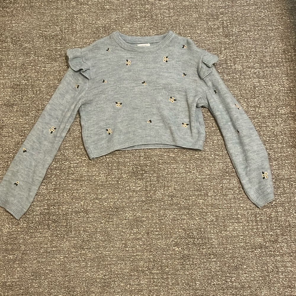 Blue flower sweater